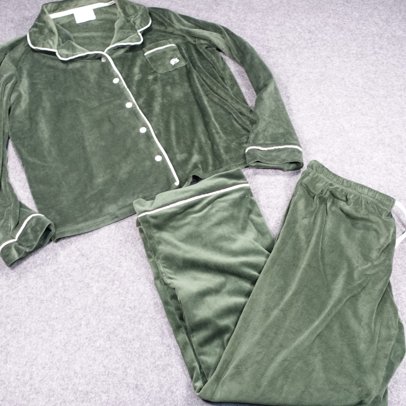 Born Women Forest Green Velour Pajama Set Button Front Long Sleeve Large